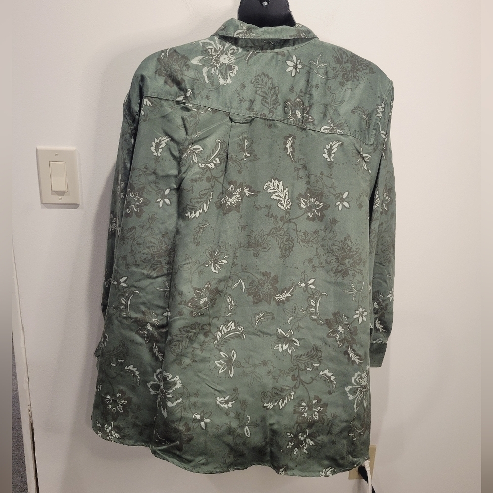 Woman within size 5x green floral boho shacket textured - Picture 4 of 7